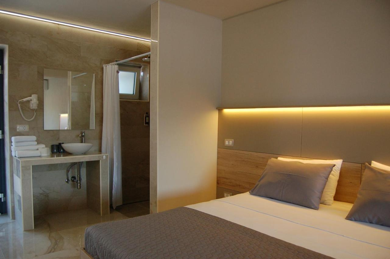 Rooms And Apartments Lisjak Koper Exterior foto